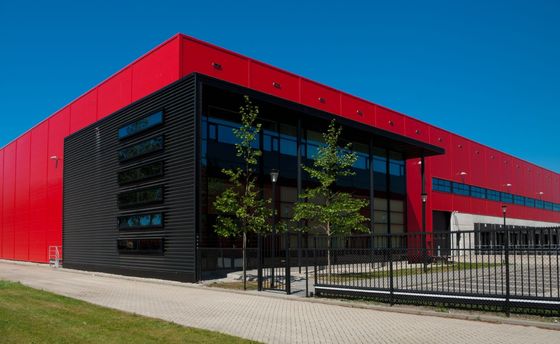 Q235 Q235B Q345 金属壁カバー付きの鋼鉄工業ビル建設