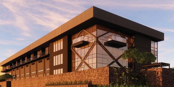 Q235B Q355B ASTM A36 多階建ての鋼鉄ビル プレファブ鋼鉄構造展示ホール