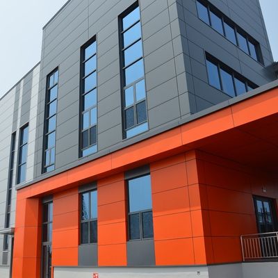 メタル屋根サンドイッチパネルとカスタマイズされたカラー金属建築