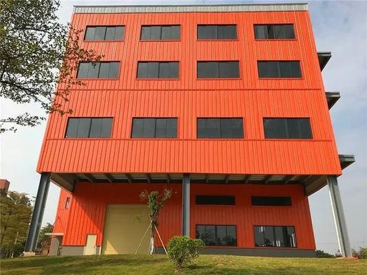 プリファブ多階建ての鉄鋼構造物 建設工房 レンガと鉄鋼の建物