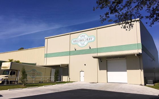 プリファブリックホール 鉄筋構造 倉庫 建物 展示室