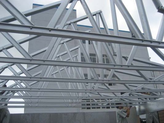 工業用鋼筋の屋根材料